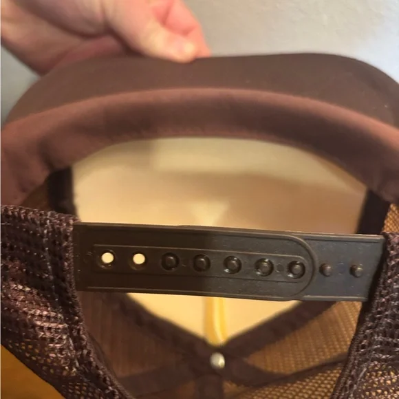 Vintage trucker hat with silly saying - Picture 3 of 4